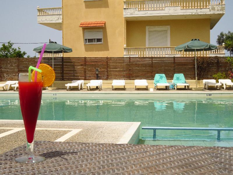 Maritime Lejlighedshotel Petaloudes