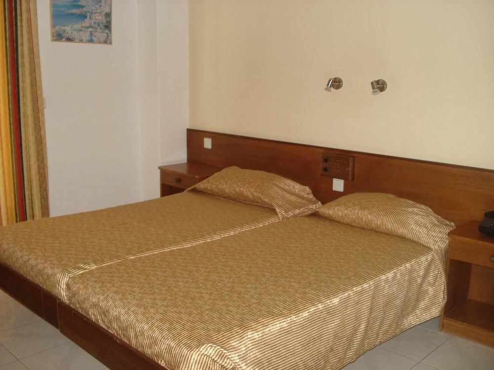 Maritime Lejlighedshotel Petaloudes