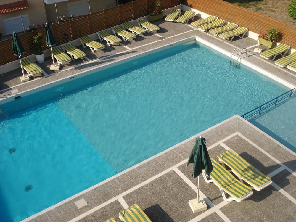 Aparthotel Maritime 2*